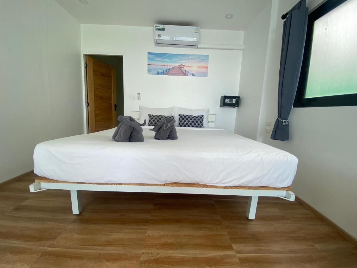 Patong Sunset Villa Phuket Kültér fotó